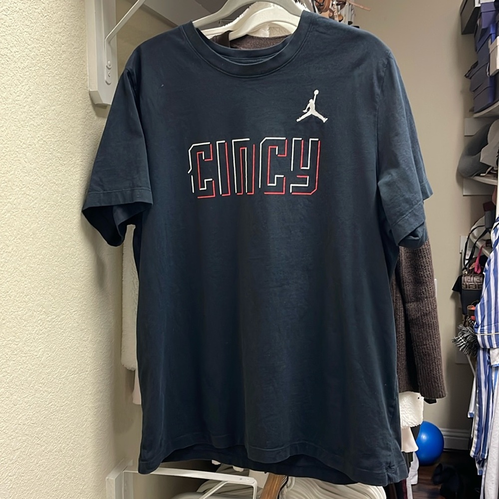MENS AIR JORDAN CINCY T-SHIRT XXL